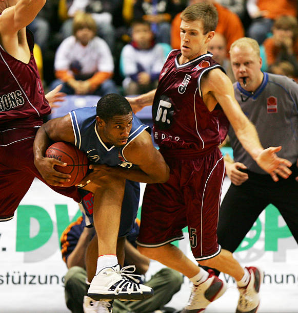 次打破马德 次打破马德