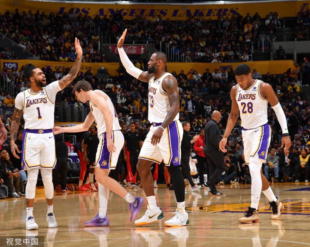 球队中的每 球队中的每