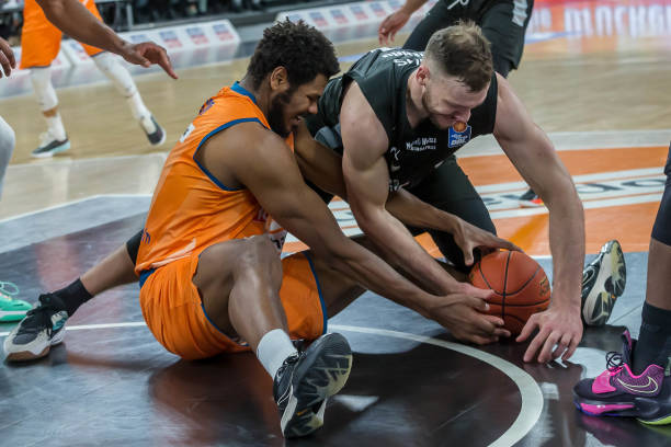 的控球权 的控球权