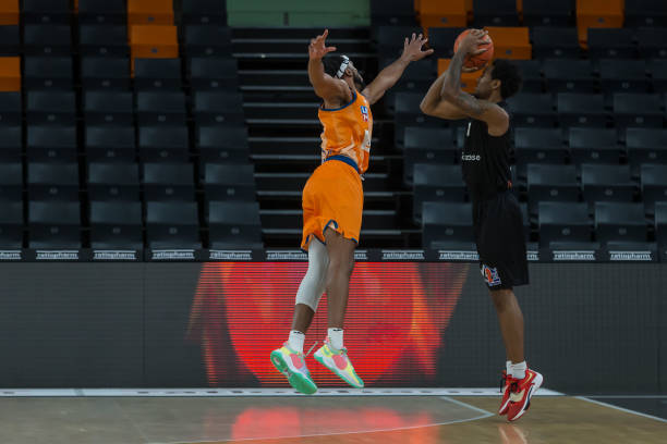 但在面对密 但在面对密