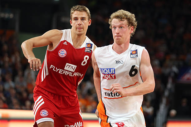 对长春亚泰 对长春亚泰